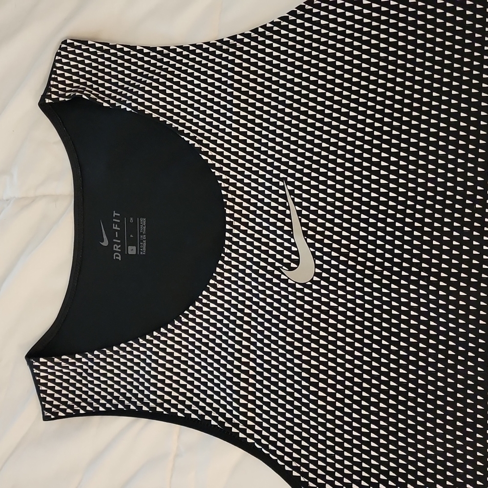 Nike tank DRI-fit